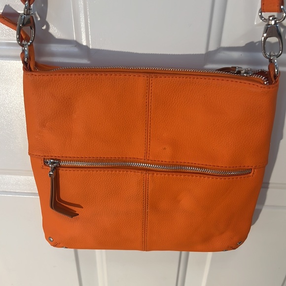 Joy Mangano Orange leather crossbody bag with adjustable strap GUC/RFID convert - Picture 5 of 12